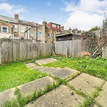 Newly Refurbished 3 Bed House Near London O2 Arena Villa Exterior photo
